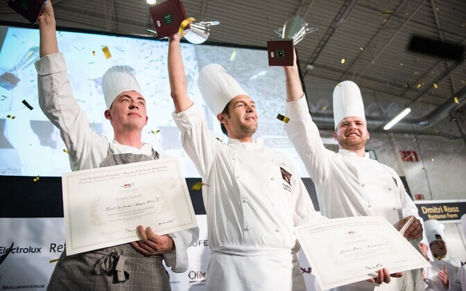 Bocuse d'Or kokkade võistlus Toidumessil 2015. Võitja Dmitri Rooz (restoran Farm) keskel.