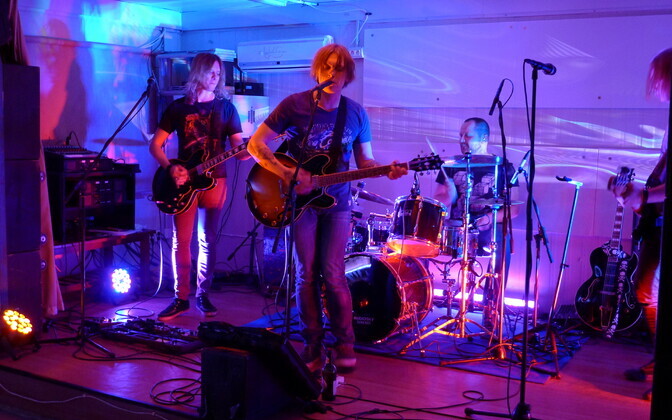 Super Hot Cosmos Blues Band