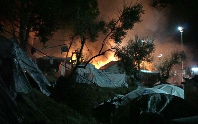 Põlengud Lesbose saare põgenikelaagris 25. novembril.