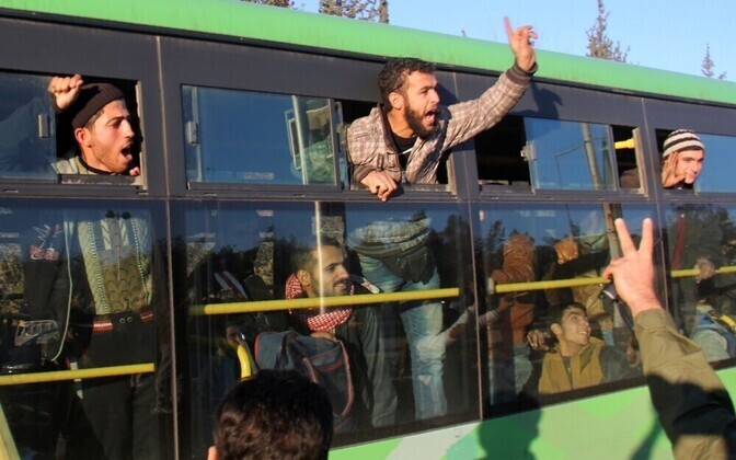 Эвакуация из восточной части Алеппо.