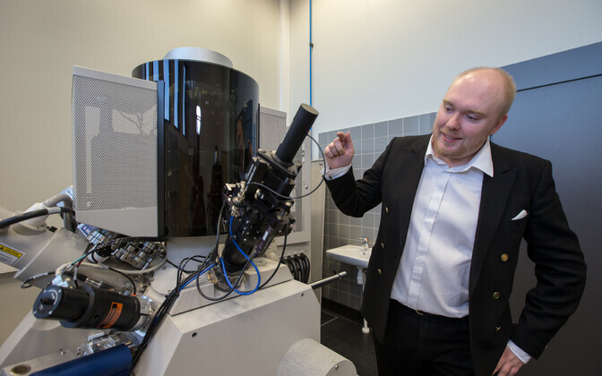 Maido Merisalu sõnul on elektronmikroskoop kahtlemata üks materjaliteadlaste lemmiktööriist, et visualiseerida nanomaailma.