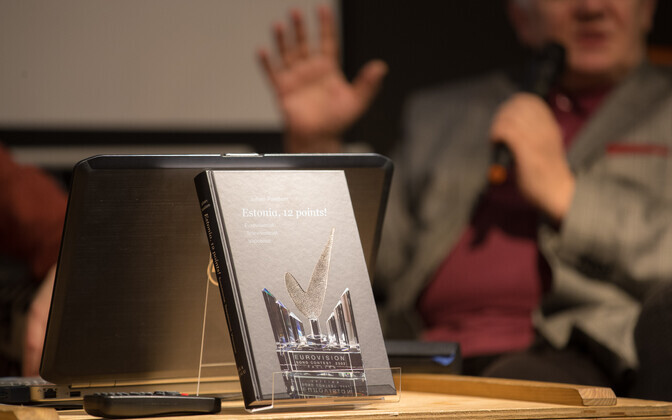 Juhan Paadami raamatuesitlus