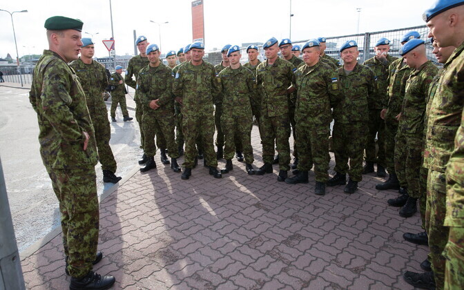 Эстонские военнослужащие вернулись из Ливана домой.