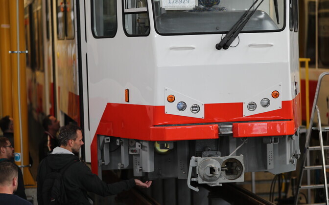 Трамвай доставили в Таллинн из Чехии транзитом через Палдиский порт.