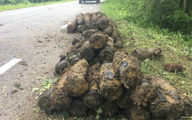 Demineerijad tegid Valaste joa lähedal kahjutuks suure koguse lõhkekehi.