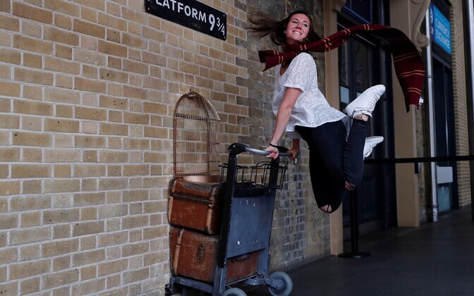 Лондон отметил 20 лет с момента издания первой книги о Гарри Поттере.