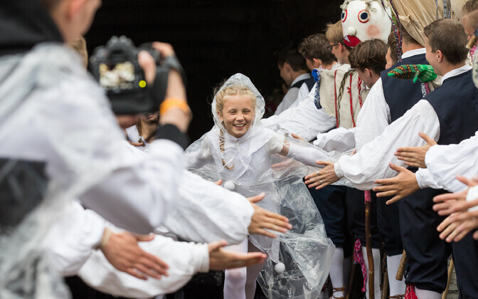 Праздник танца на стадионе 