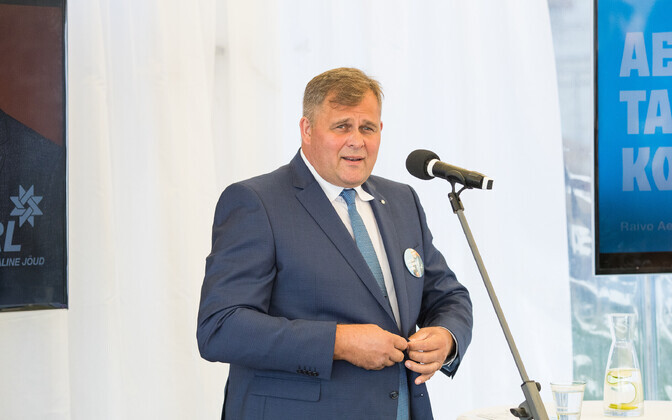 Райво Аэг и Виктория Ладынская.