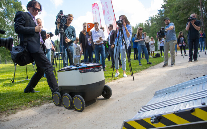 Pakirobotid ja Robovan