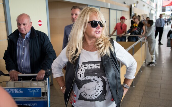 Bonnie Tyler Tallinna lennujaamas