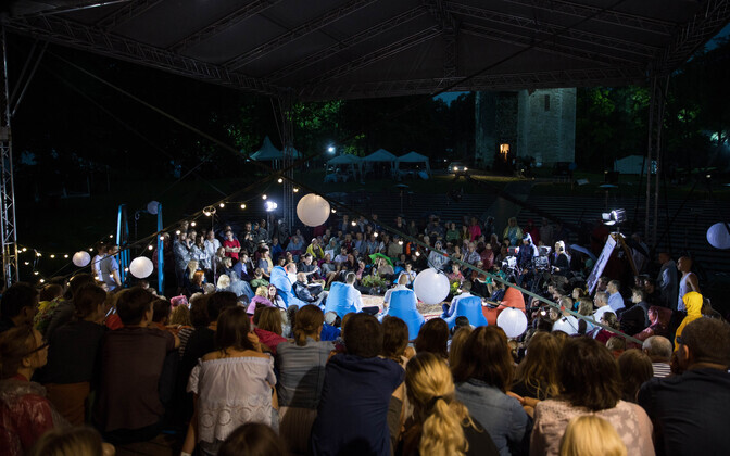 Дебаты депутатов Европарламента на Фестивале мнений в Пайде.