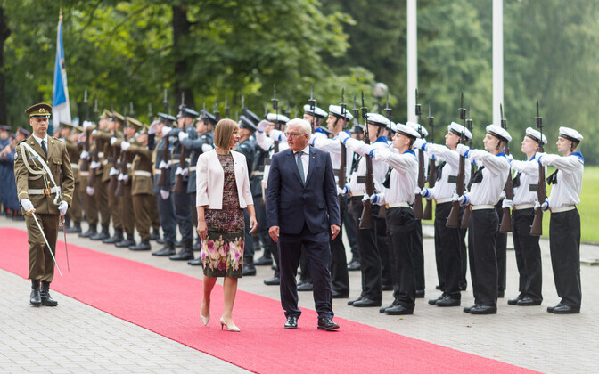 Встреча глав Германии и Эстонии в Кадриорге.