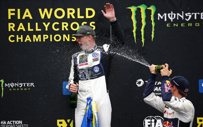 Rallikrossi MM-etapi riias võitis Johan Kristoffersson, kes kindlustas ka MM-tiitli.