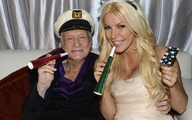 Hugh Hefner oma pruudi Crystal Harrisega 2012. aastal vana-aastaõhtul.