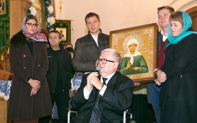 Эдгар Сависаар и Урмас Сыырумаа подарили икону ласнамяэскому храму.