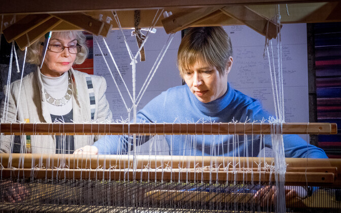 President Kersti Kaljulaid käis Vabaõhumuuseumis