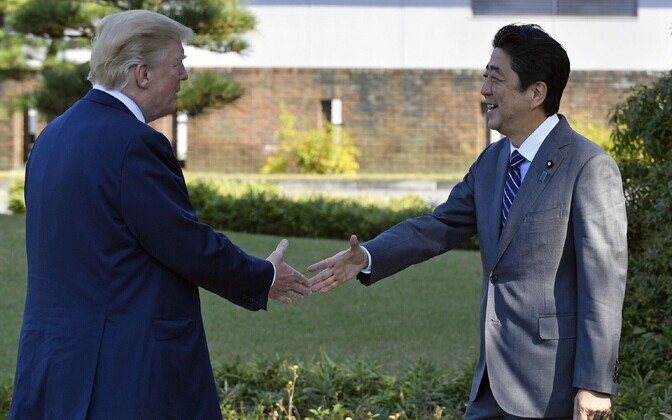 Президент США Дональд Трамп 5 ноября в Японии