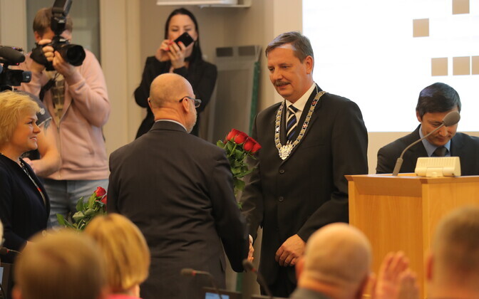 Таллиннское горсобрание выбирает мэра