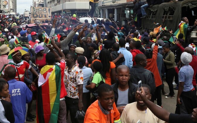 Meeleavaldus president Robert Mugabe vastu.