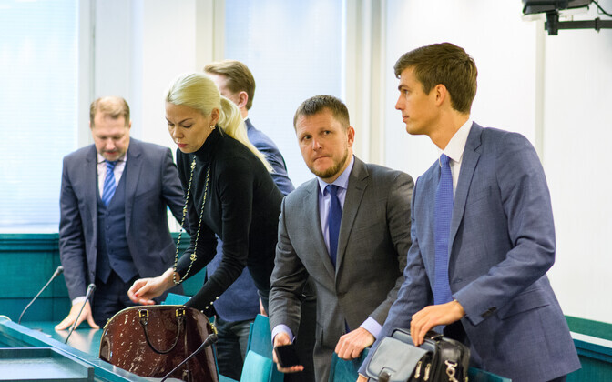 Эдгара Сависаара обвиняют в коррупции.