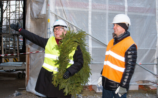 Праздник стропил в Художественной академии.