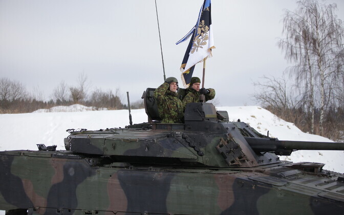 Tapal valmistuti vabariigi aastapäeva paraadiks.