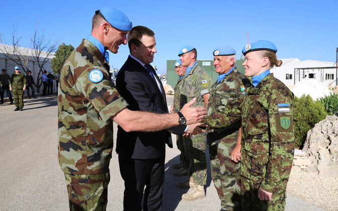 Prime Minister Jüri Ratas (Center) and Commander of the Estonian Defence Forces Gen. Riho Terras visit Estonian troops serving UNIFIL mission in Lebanon.
