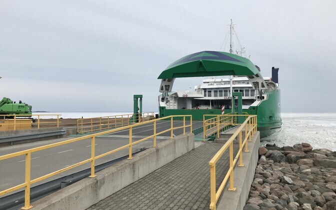Madala vee tõttu katkes liiklus Hiiumaa liinil.