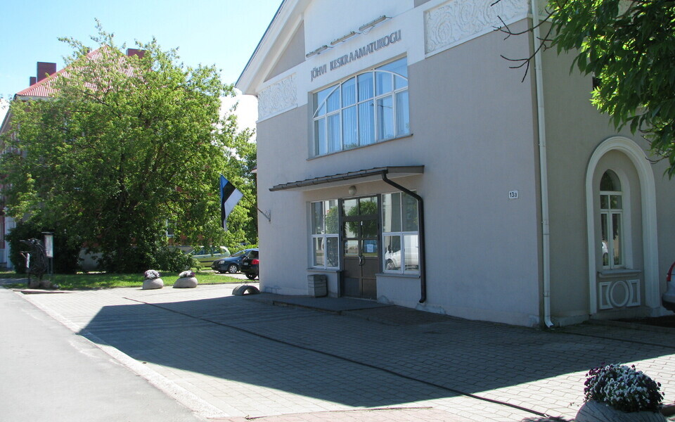 Näitust saab aprillikuus vaadata Jõhvi raamatukogus