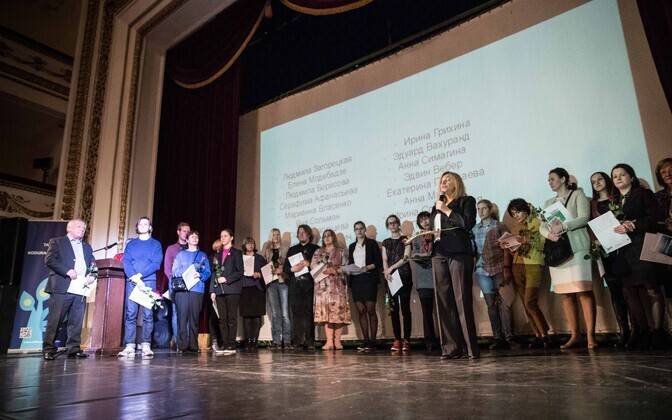 Награждение отличников Тотального диктанта.