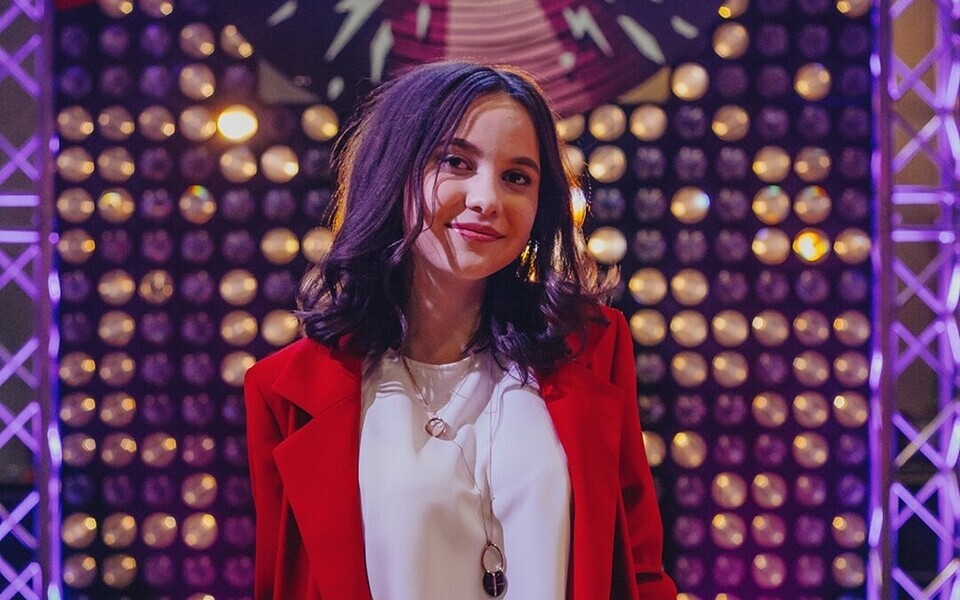 Победительница шоу 