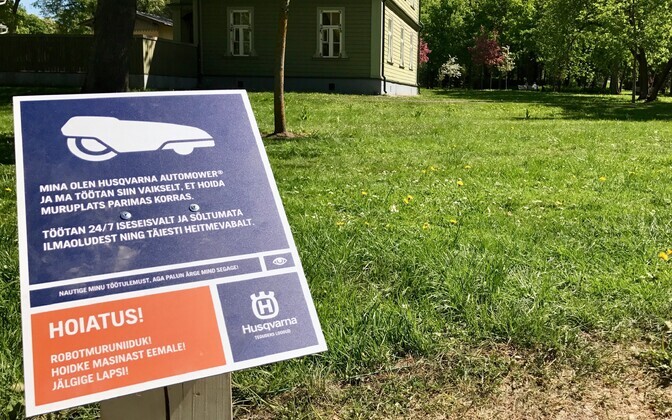 Robotniiduk Kadrioru pargis