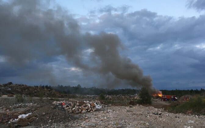 Пожар на территории BRD Mineral в Сомпа.