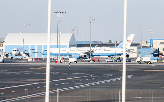 Запасной самолет Трампа в Таллинне