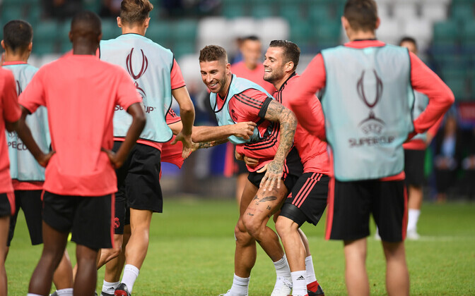 Футболисты 