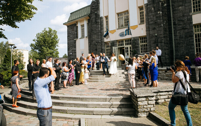 Молодожены в столичном ЗАГСе.