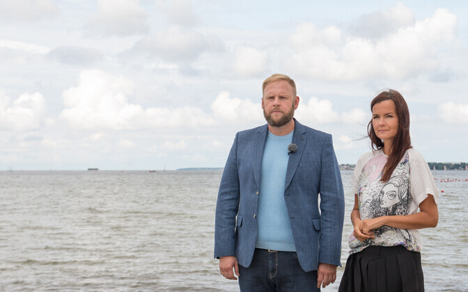 Peolaud mööda piiri - saatejuhid Katrin Viirpalu ja Urmas Vaino