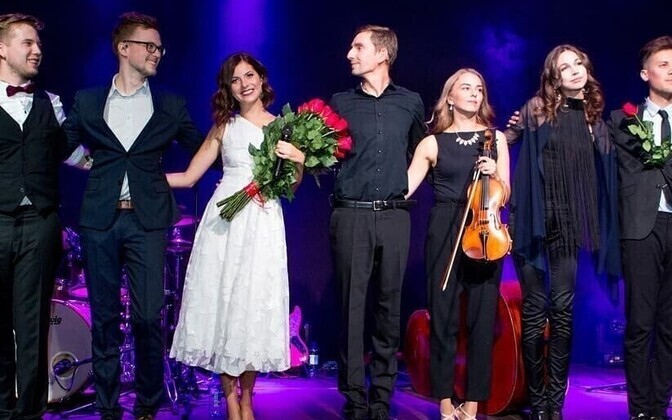 Birgit esitles plaati 