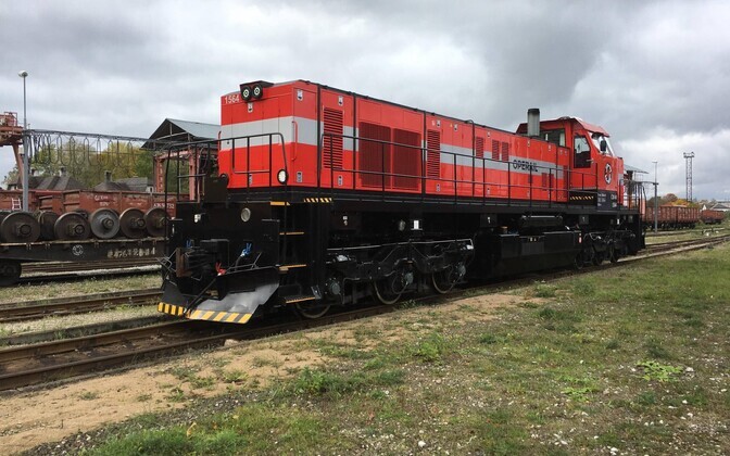 Локомотив C30-M, перестроенный в депо Тапа.