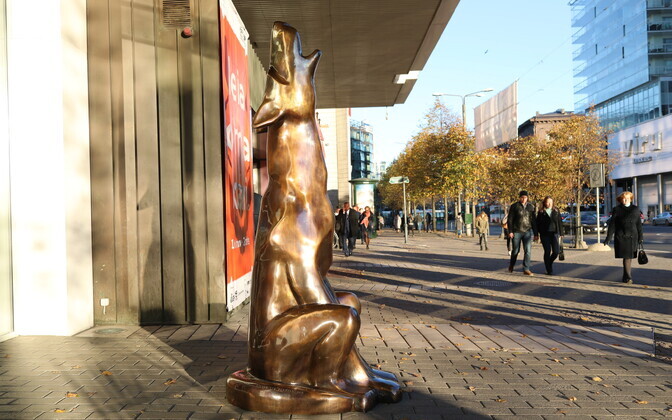 Tallinnas avati skulptuur „Kultuurihunt”.