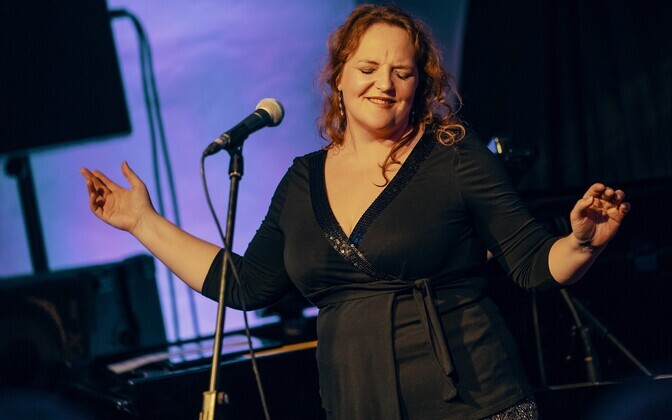 Hedvig Hanson esines TAFF Clubis