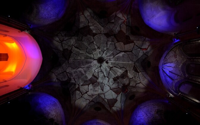 Narva Aleksandri kiriku videoinstallatsioon