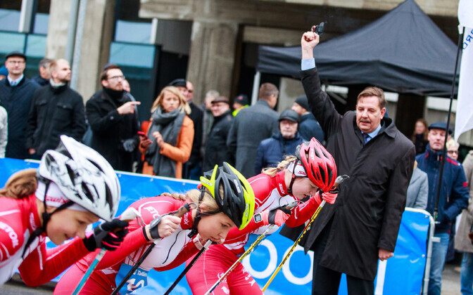 Открытие улицы Гонсиори. Таави Аас.