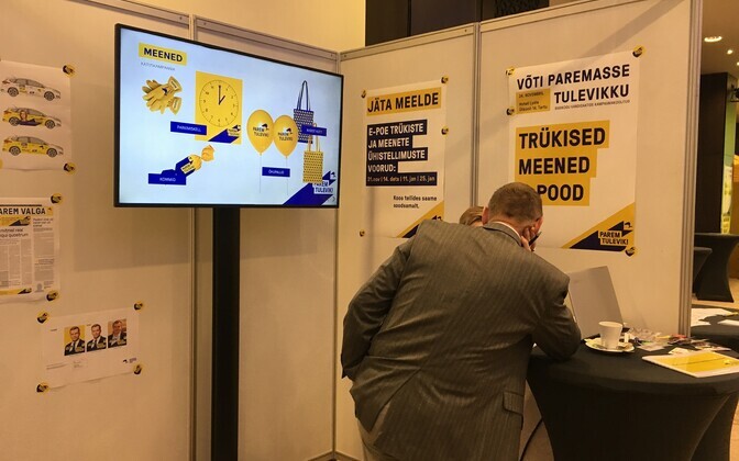 Reformierakondlased õppisid, kuidas tänavakampaaniat teha.