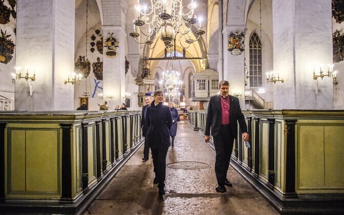 Viilma tutvustas Kaljulaidile Tallinna toomkirikut