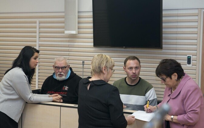 Заседание суда по делу Дениса Метсаваса и Петра Волина.