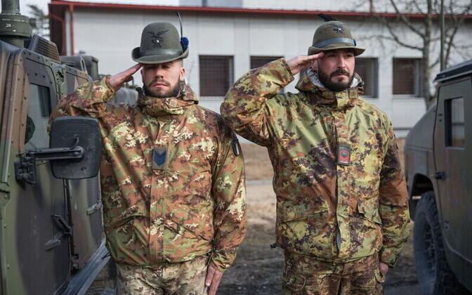 Открытие штаба Северной дивизии НАТО в Адажи.