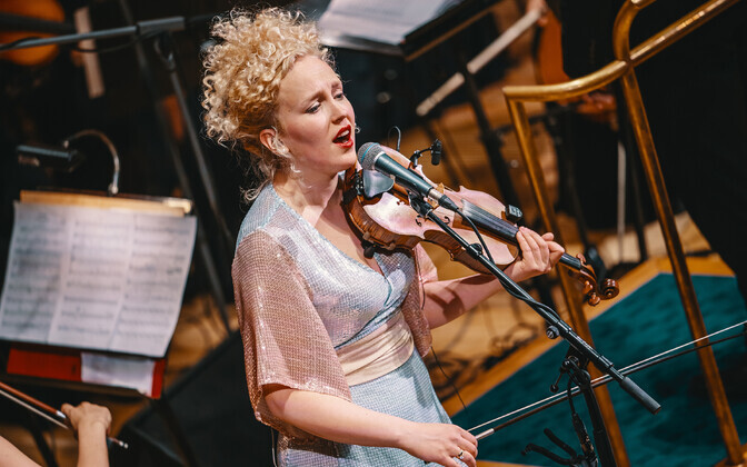 Curly Strings Estonia kontserdisaalis