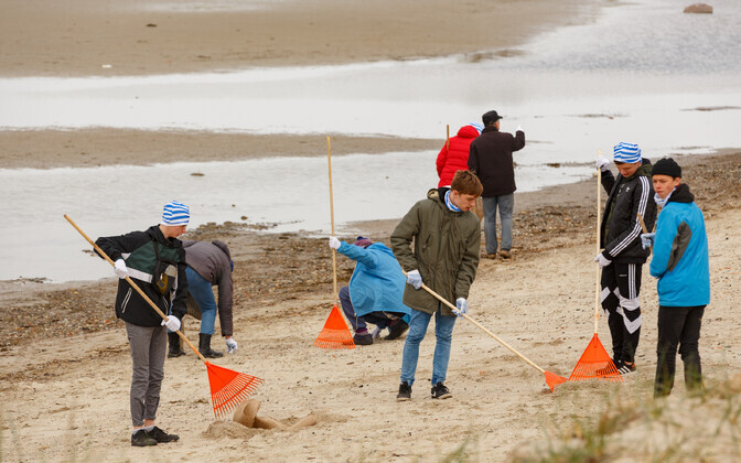 Субботник на Штромке.