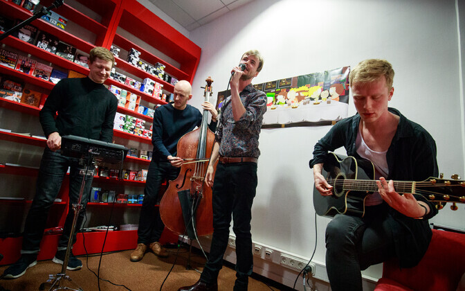 Miljardid esitles oma uut EP'd